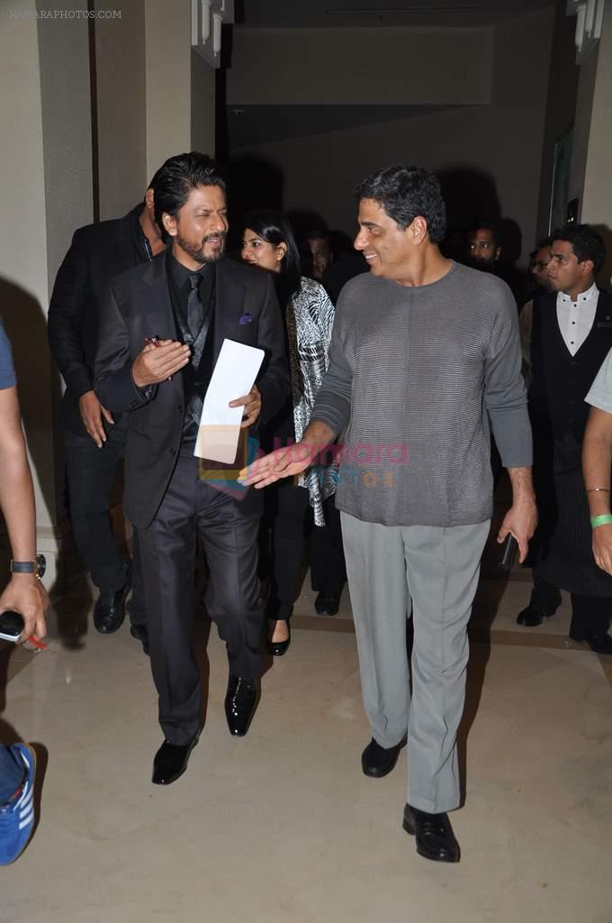 Shahrukh Khan, Ronnie Screwvala at the Music Launch of Chennai Express in Mumbai on 3rd July 2013