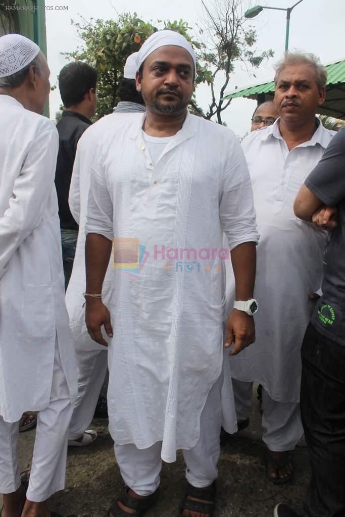 Sajid at Sajid Wajid Dad's funeral in Mumbai on 4th July 2013