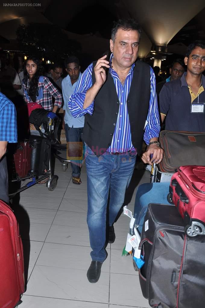 Boman Irani at IIFA Arrivals day 2 in Mumbai Airport on 8th July 2013