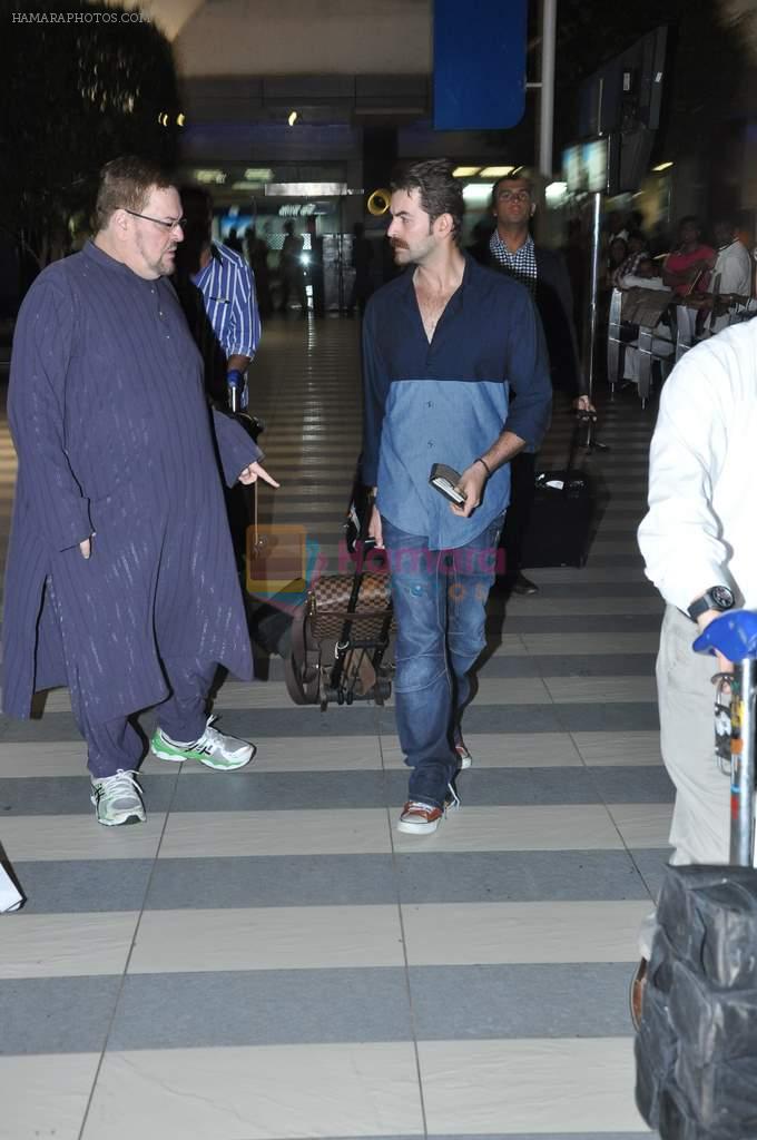 Neil Mukesh, Nitin Mukesh at IIFA Arrivals day 2 in Mumbai Airport on 8th July 2013
