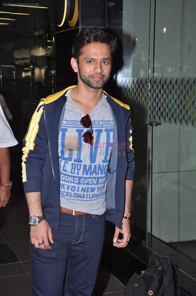 Rahul Vaidya returns from IIFA in Airport, Mumbai on 9th July 2013