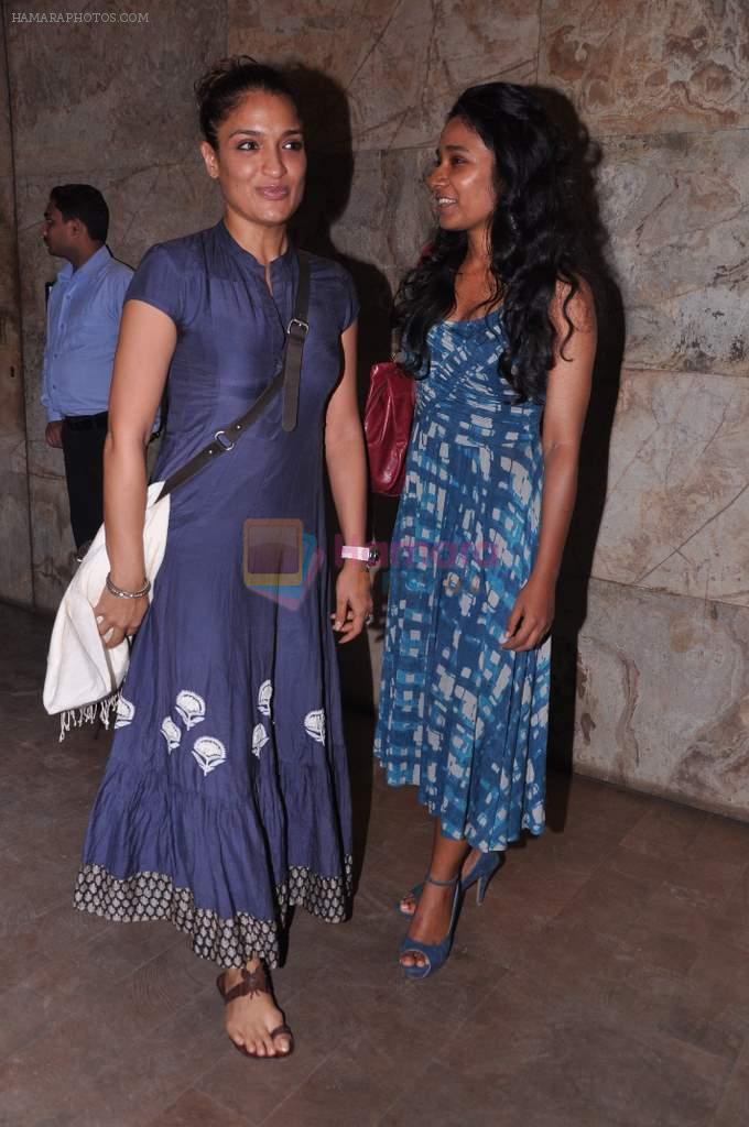 Sandhya Mridul, Tannishta Chatterjee at Special screening of Bhaag Milkha Bhaag in Light box, Mumbai on 9th July 2013