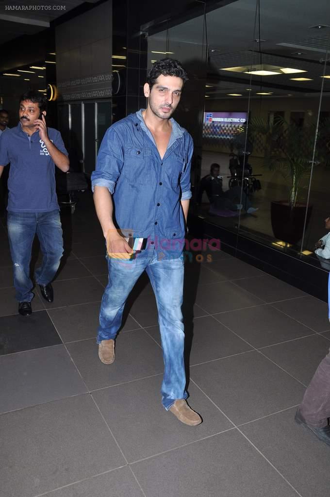 Zayed Khan returns from IIFA in Airport, Mumbai on 9th July 2013