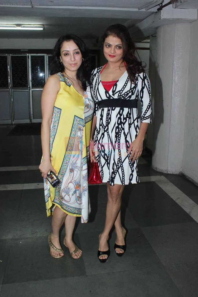 Sheeba at Paritosh, Madhurima Nigam painter's play See No Evil Hear No Evil in Rangsharda, Mumbai on 22nd July 201