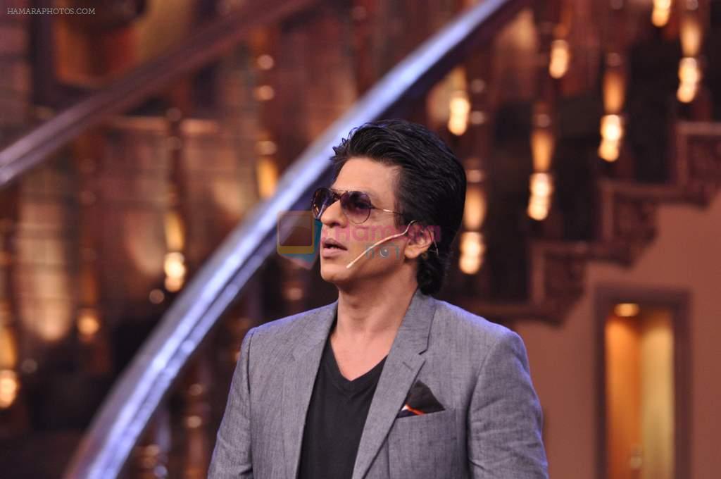 Shahrukh khan on the sets of Kapil's show in Filmcity, Mumbai on 25th July 2013