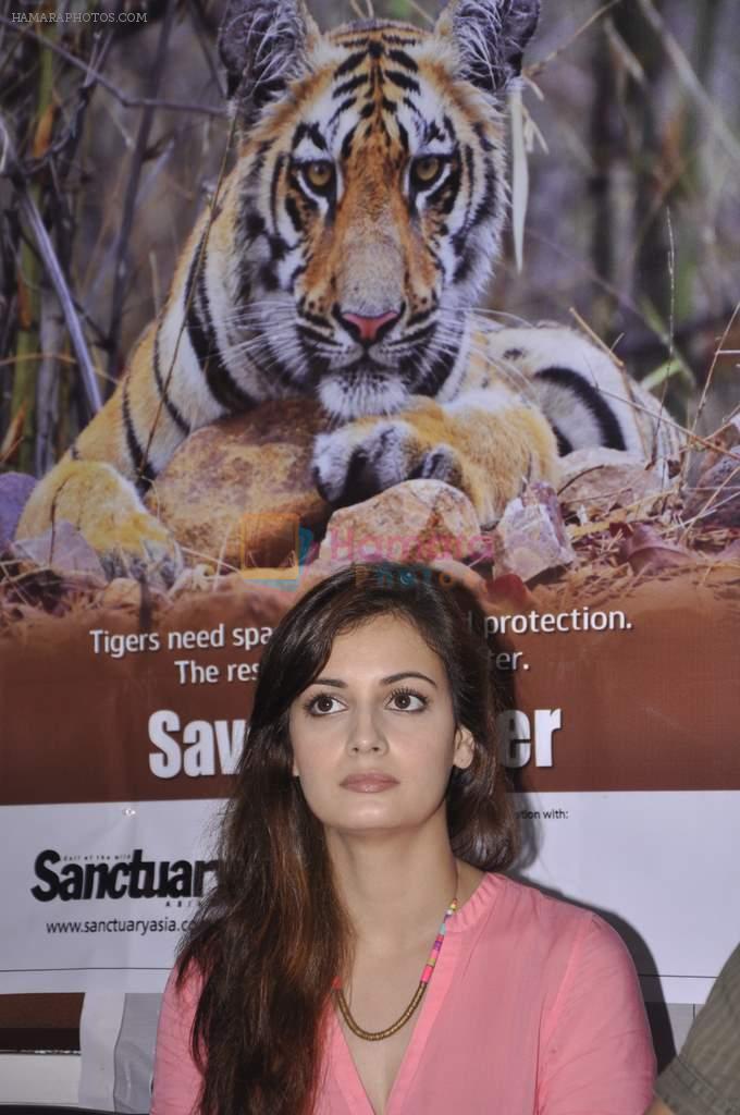 Dia Mirza at Save The Tiger campaign in Press Club, Mumbai on 26th July 2013