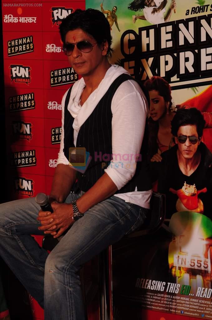 Shahrukh Khan visits Fun Cinemas in Bhopal to promote Chennai Express on 27th July 2013