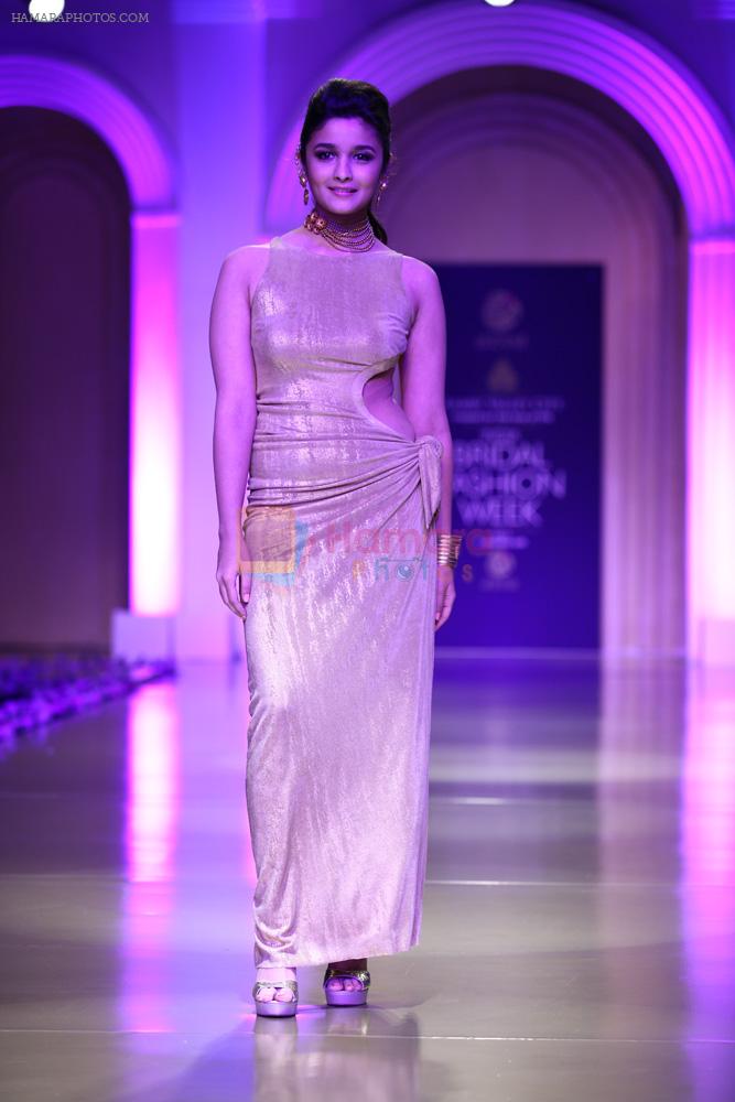 Alia Bhatt walks for AZVA by World Gold Council in Mumbai on 28th July ...