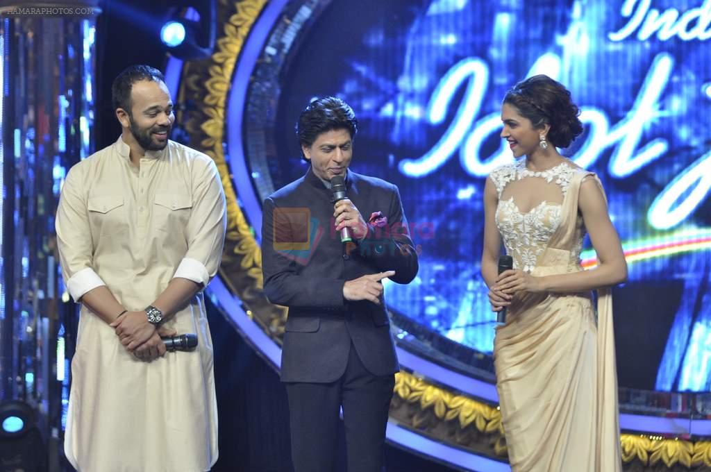 Shahrukh Khan and Deepika Padukone on the sets of Indian Idol Junior in Filmcity, Mumbai on 28th July 2013