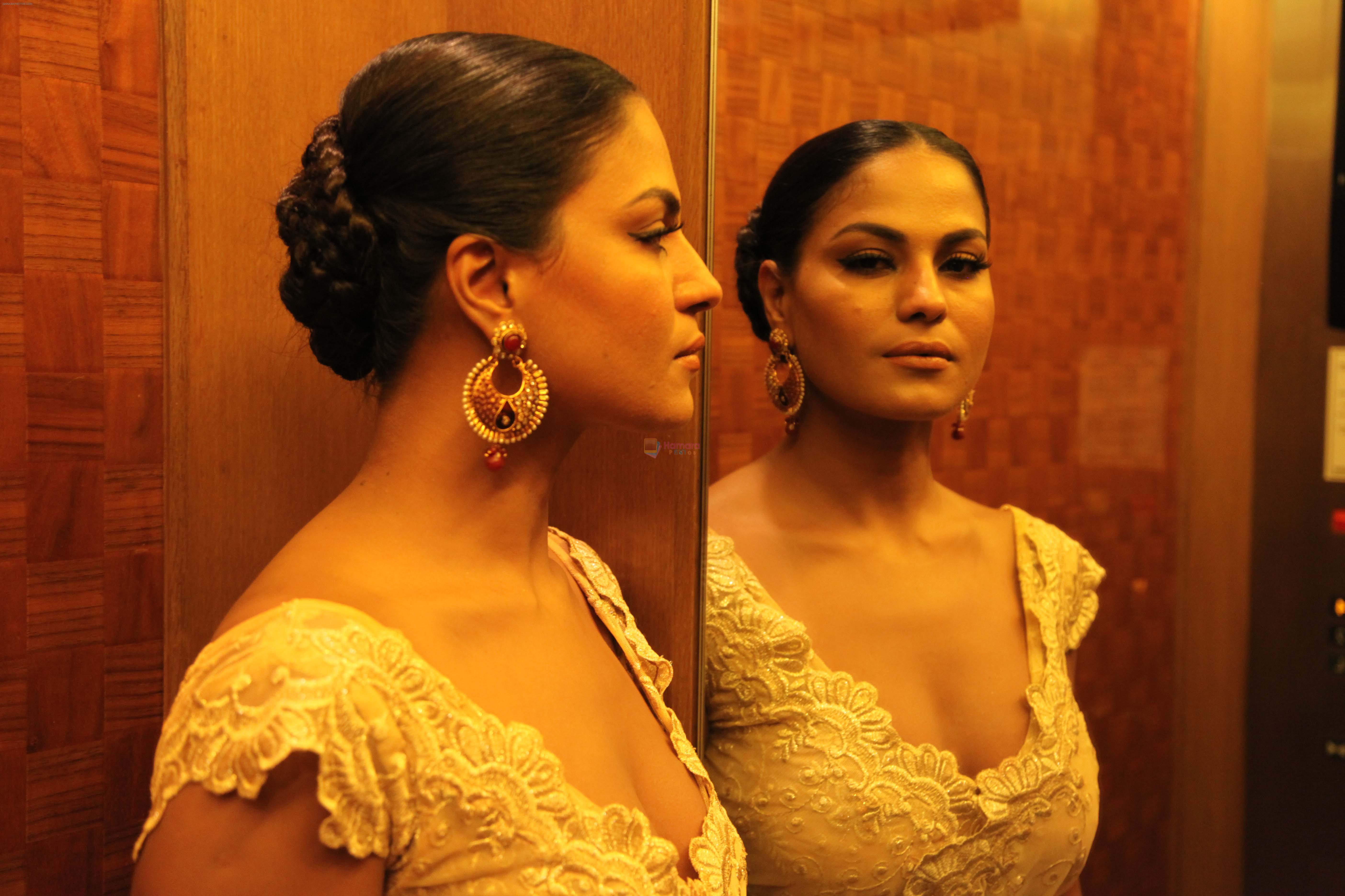 Veena Malik Silk Sakkath Hot Maga release on August 2 on 30th July 2013