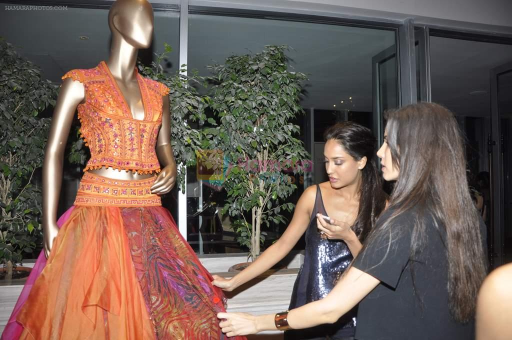 Lisa Haydon at Tarun Tahiliani Couture Exposition 2013 in Mumbai on 2nd Aug 2013