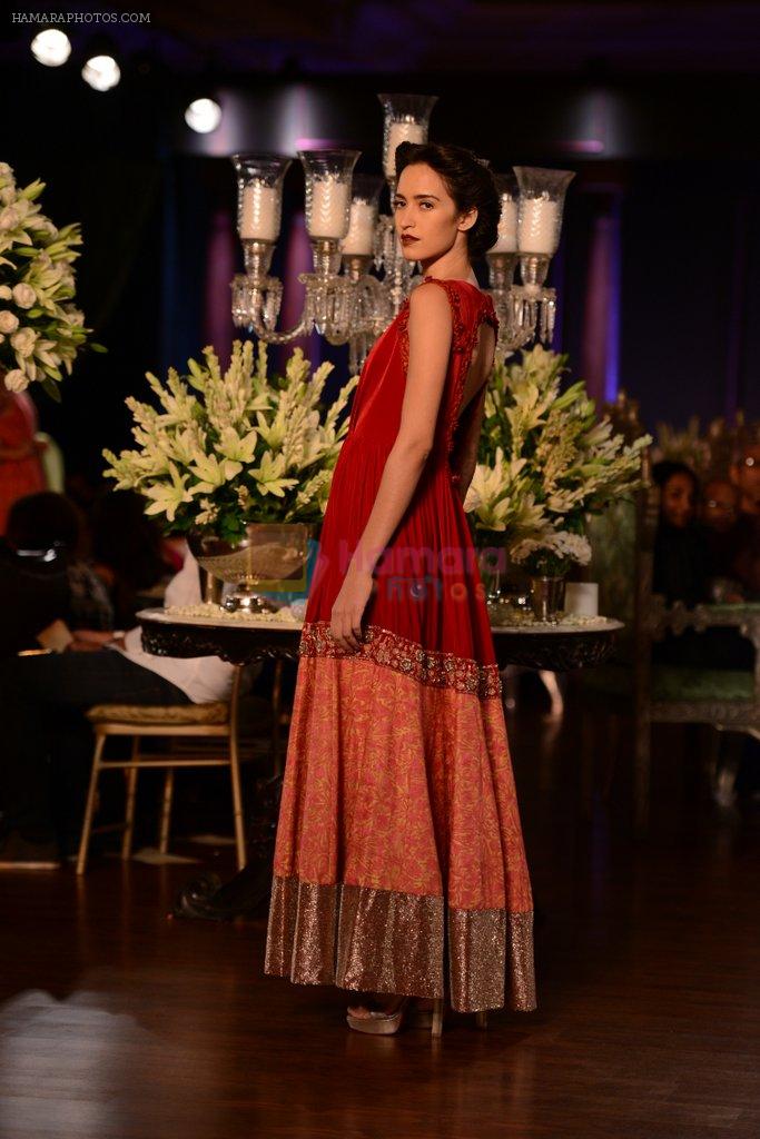Model walks for Manish Malhotra show at PCJ Delhi Couture Week 2013 on 4th Aug 2013