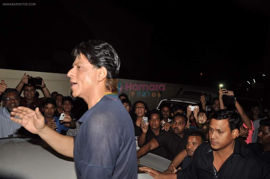 Shahrukh Khan at the special screening of Chennai Express in PVR, Mumbai on 8th Aug 2013