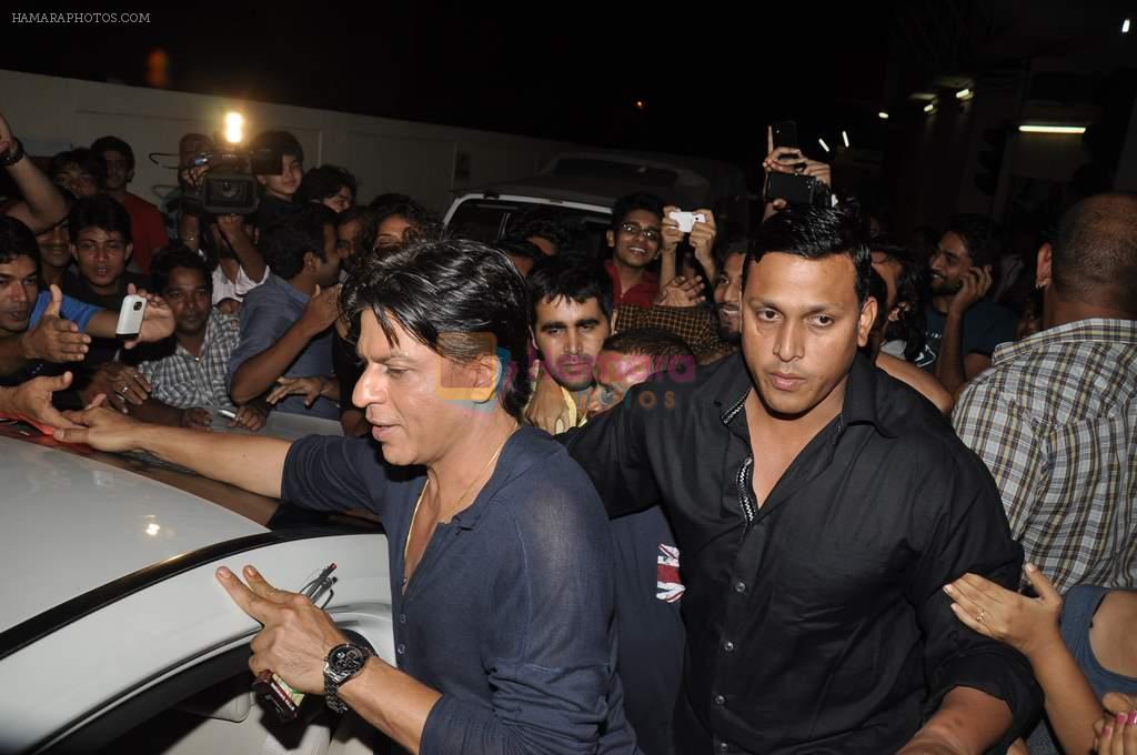 Shahrukh Khan at the special screening of Chennai Express in PVR, Mumbai on 8th Aug 2013