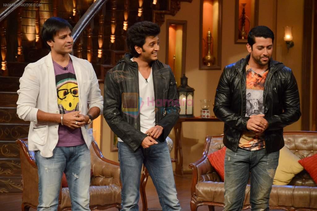 Vivek oberoi, Ritesh deshmukh, Aftab Shivdasani promote Grand Masti 2 on the set of Comedy Nights with Kapil in Filmcity, goregaon on 10th Aug 2013