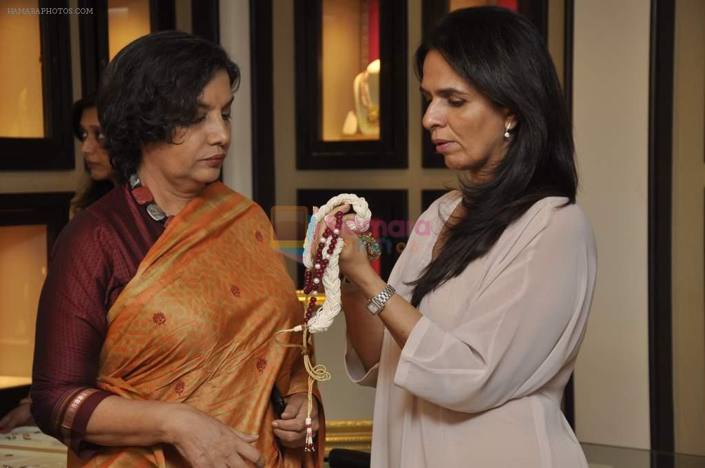 Shabana Azmi, Anita Dongre at Anita Dongre's launch of Pinkcity in association with jet Gems in Mumbai on 13th Aug 2013