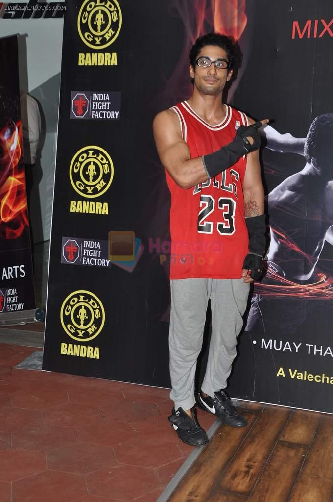 Prateik Babbar at Gold Gym's Mixed Martial arts event in Bandra, Mumbai on 13th Aug 2013