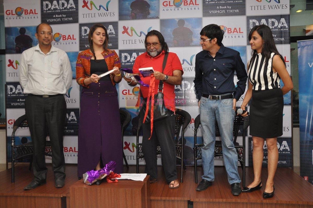 Huma Qureshi unveils Vibhor Tikiya's book DADA in Mumbai on 13th Aug 2013
