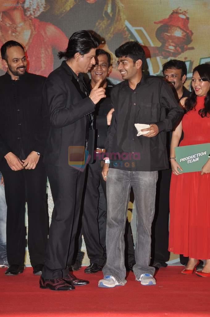 Shahrukh Khan at Chennai Express success bash in Mumbai on 22nd Aug 2013