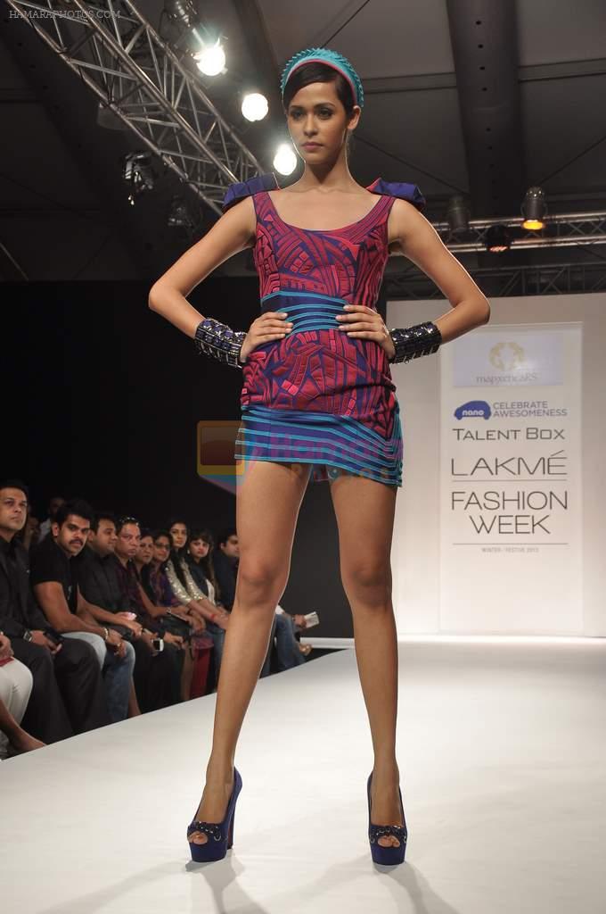Model walk the ramp for Talent Box Riddhi Siddhi show at LFW 2013 Day 3 in Grand Haytt, Mumbai on 25th Aug 2013