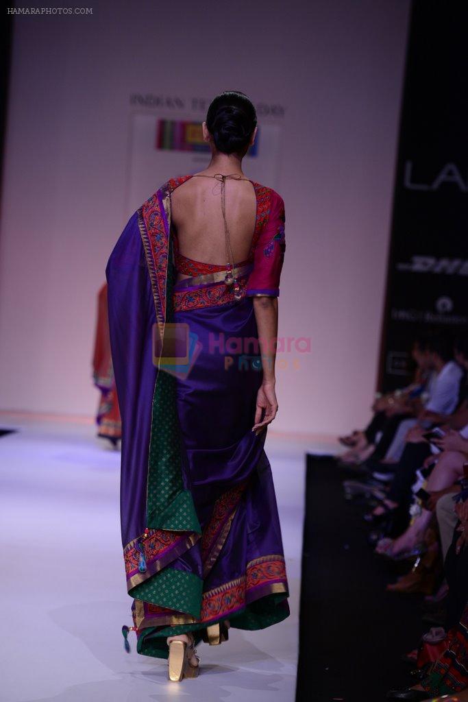 Model walk the ramp for Shruti Sancheti show at LFW 2013 Day 4 in Grand Haytt, Mumbai on 26th Aug 2013