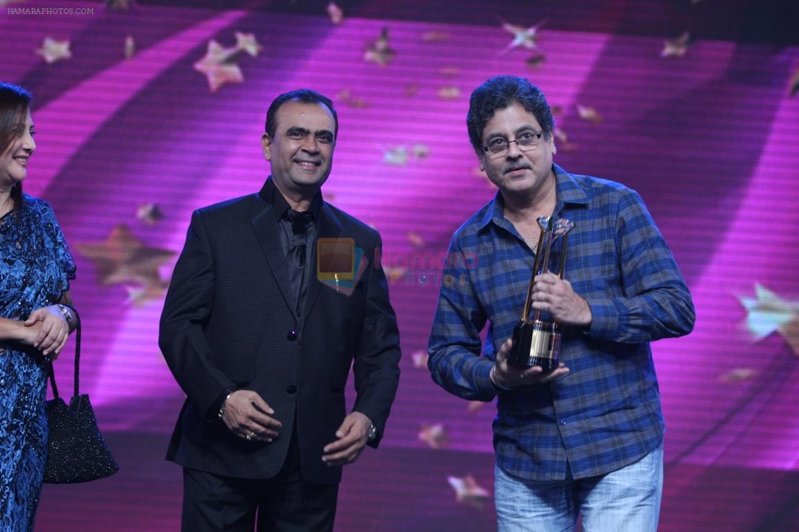 Rajan Tamhane at BIG Marathi Entertainment Awards on 30th Aug 2013