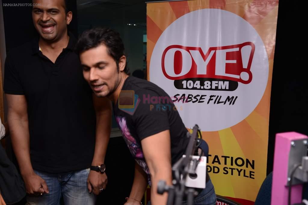 Randeep Hooda with Siddharth Kannan of OYE Fm promote JohnDay in Andheri, Mumbai on 4th Sept 2013