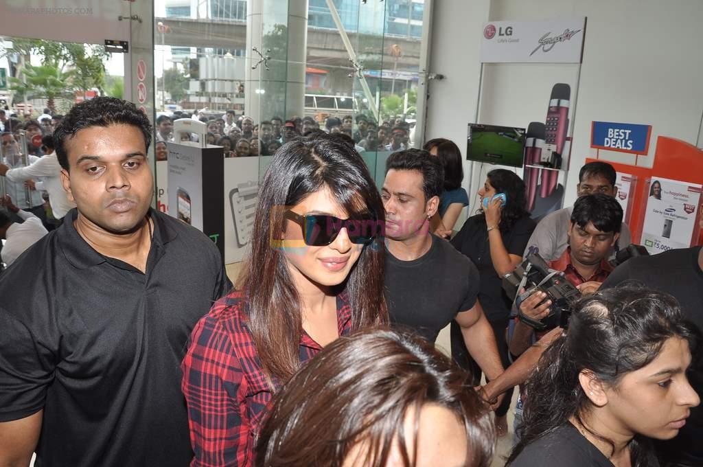 Priyanka Chopra at Femina cover launch in Saki Naka, Mumbai on 5th Sept 2013