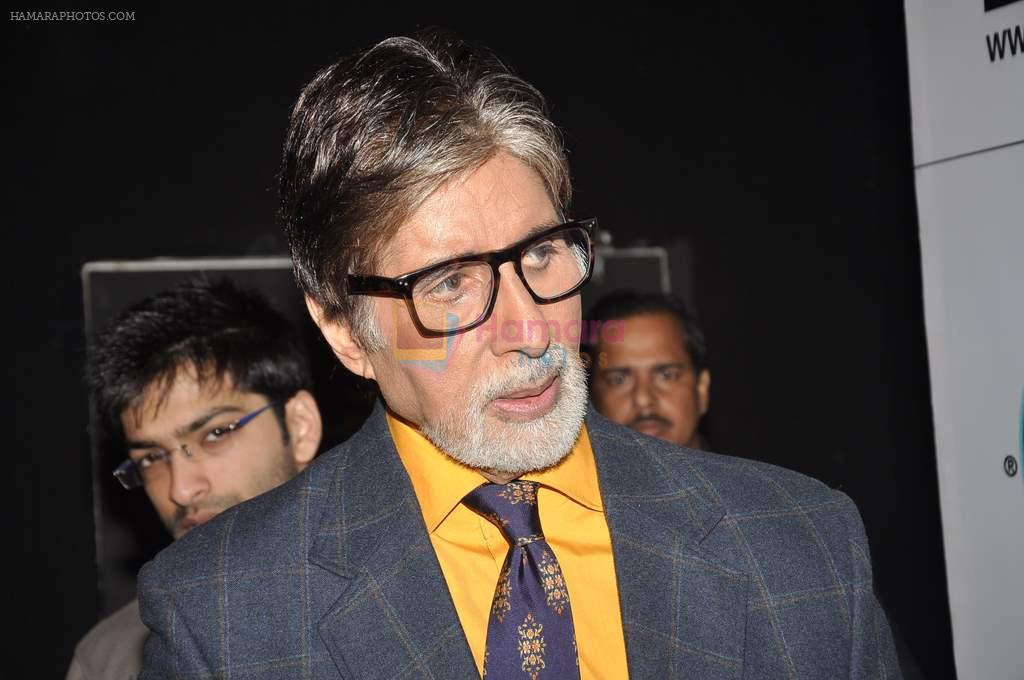 Amitabh Bachchan on the sets of KBC in Mumbai on 7th Sept 2013