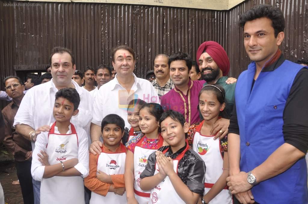 Randhir Kapoor, Rajiv Kapoor at Star Plus Junior Chef integration with RK Ganpati in Mumbai on 9th Sept 2013