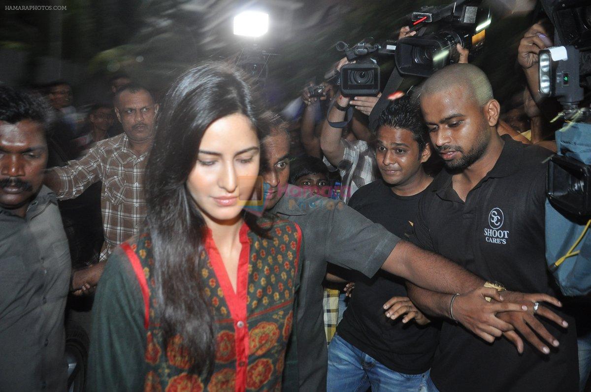 Katrina Kaif at Salman Khan's Ganesha Visarjan in Mumbai on 10th Sept 2013