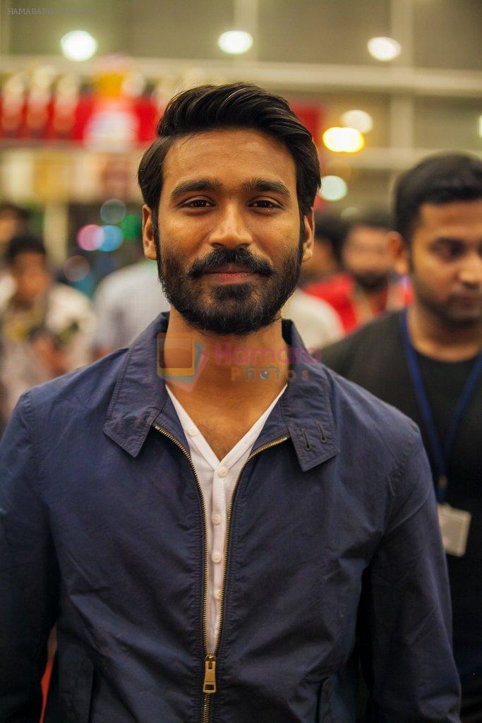 Dhanush at South Indian International Movie Awards 2013 Next Gen and Music Awards day 1 on 12th Sept 2013