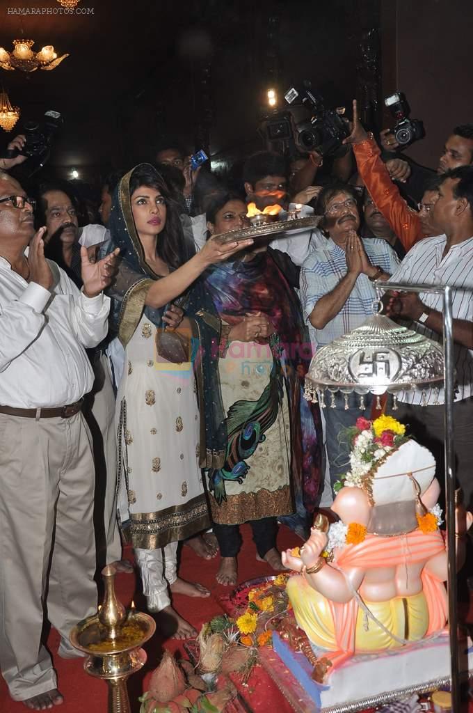 Priyanka Chopra visit Andheri Cha Raja in Mumbai on 14th Sept 2013