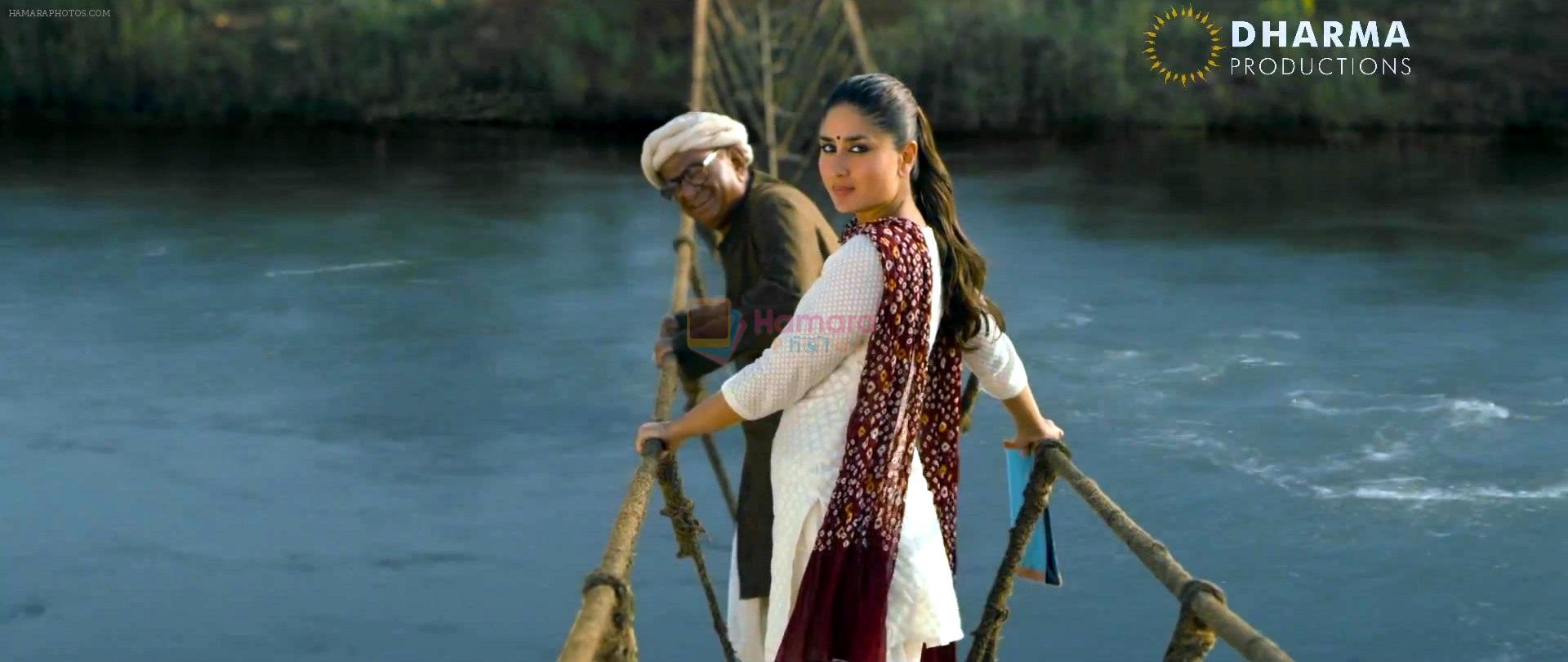 Kareena Kapoor in still from the movie Gori Tere Pyaar Mein