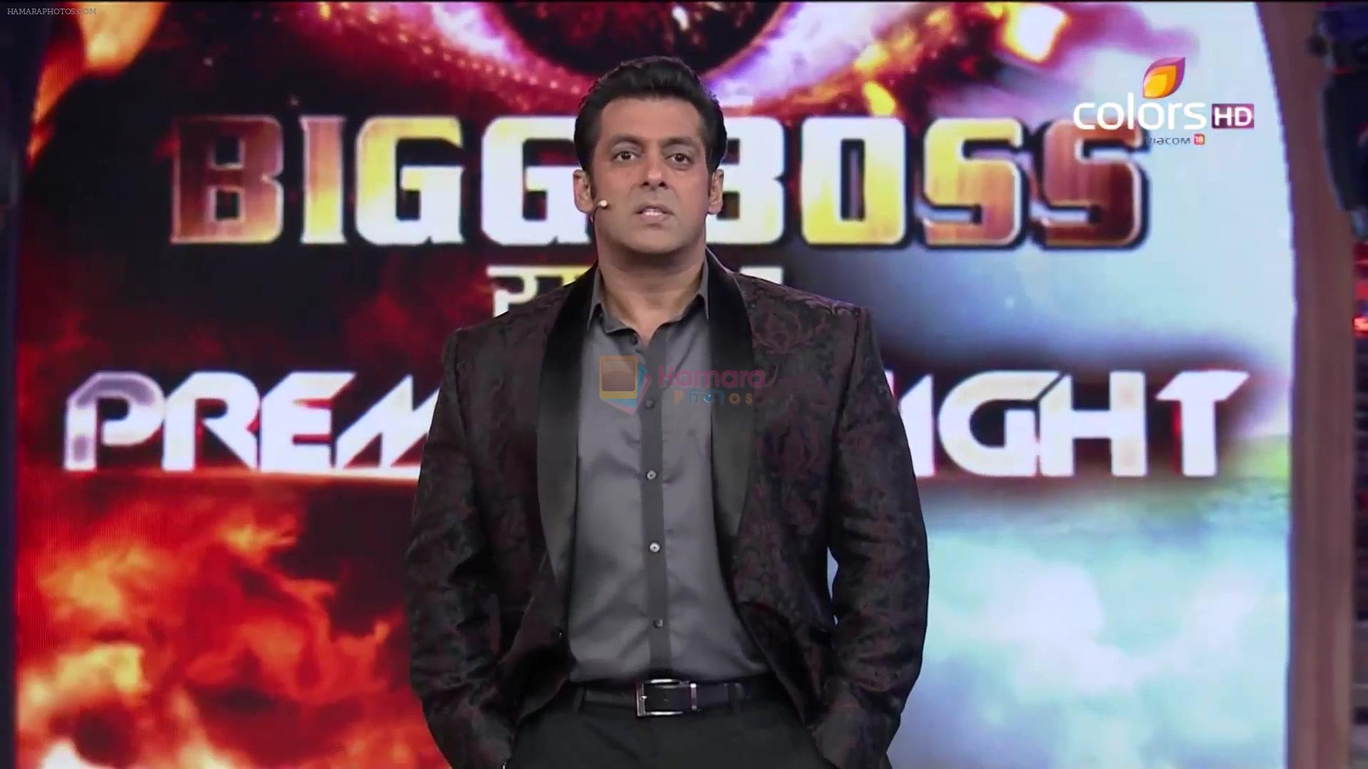 Salman Khan introduces Tanisha Mukherjee on Bigg Boss Season 7 - 1st Episode Stills