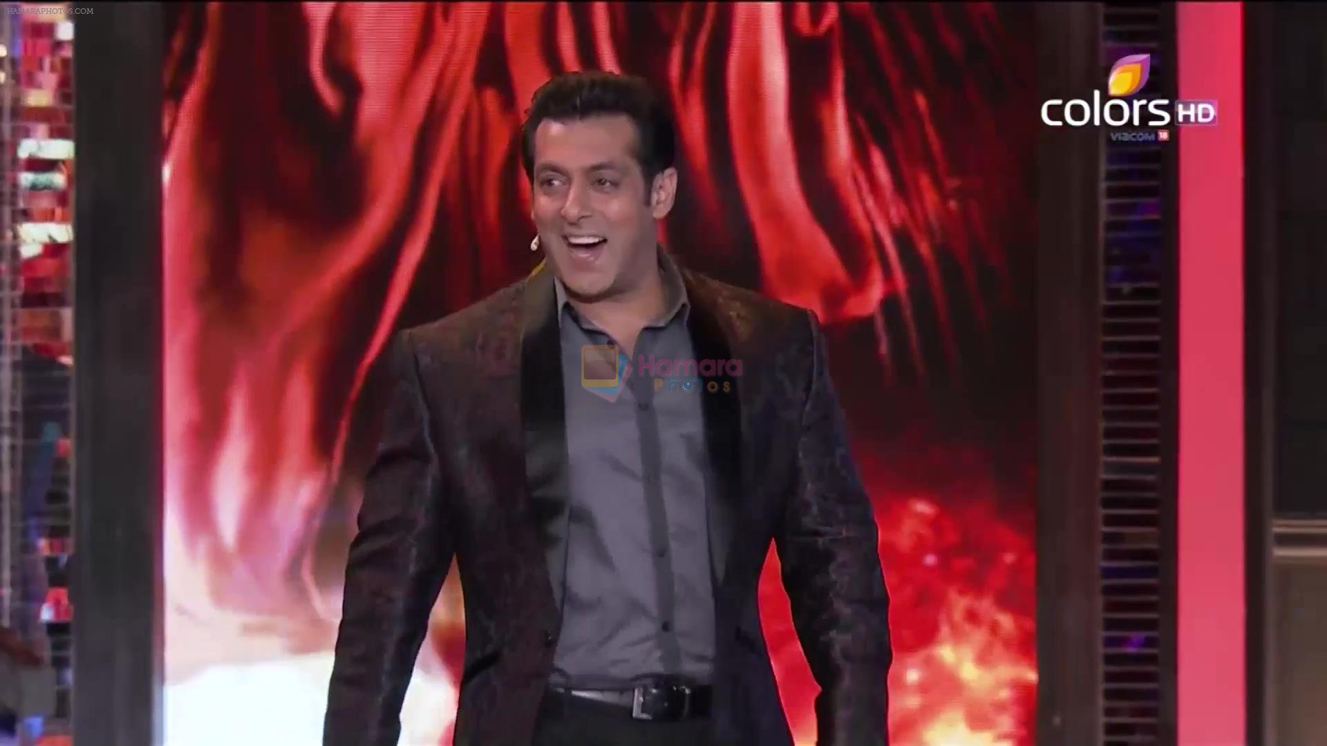 Salman Khan hosts Bigg Boss Season 7 - 1st Episode Stills