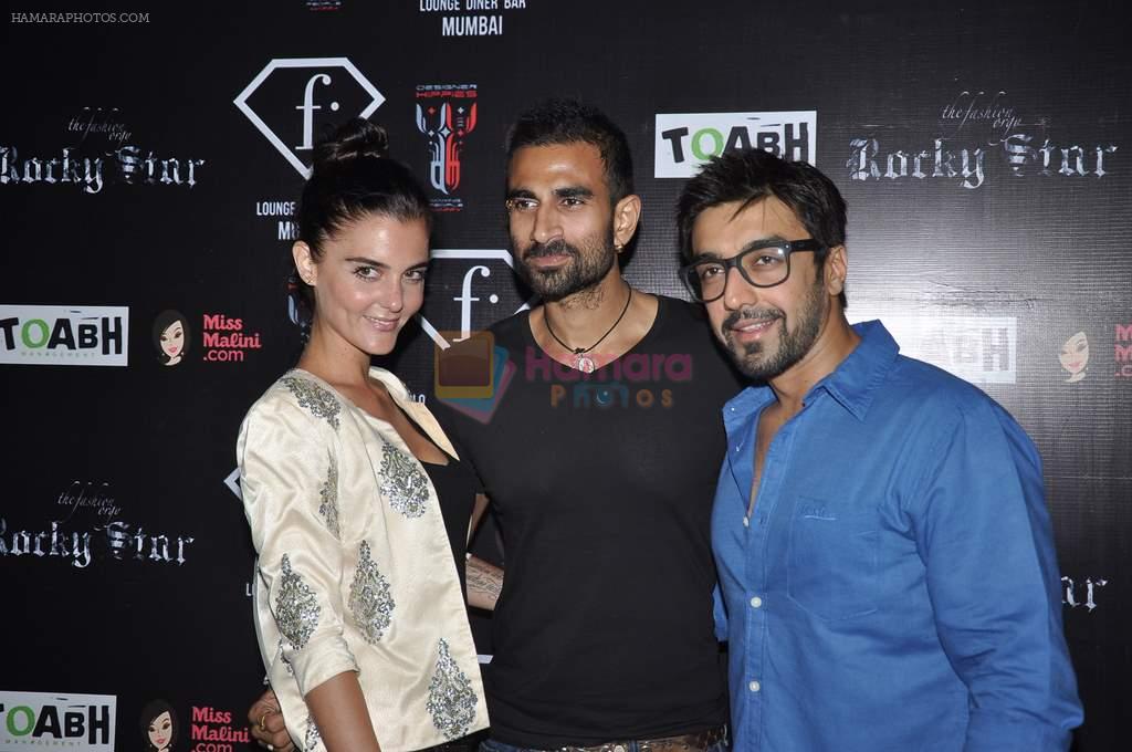 Aashish Chaudhary at Rocky S red carpet in F Bar, Mumbai on 17th Sept 2013
