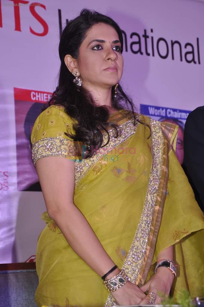 Shaina NC at Giant Awards in Trident, Mumbai on 17th Sept 2013