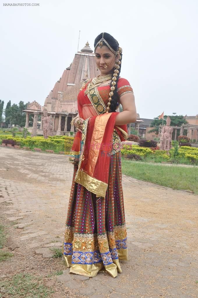 Divyaalakshmi at Maharana Pratap Singh on location for SONY in Gujarat Border on 20th Sept 2013