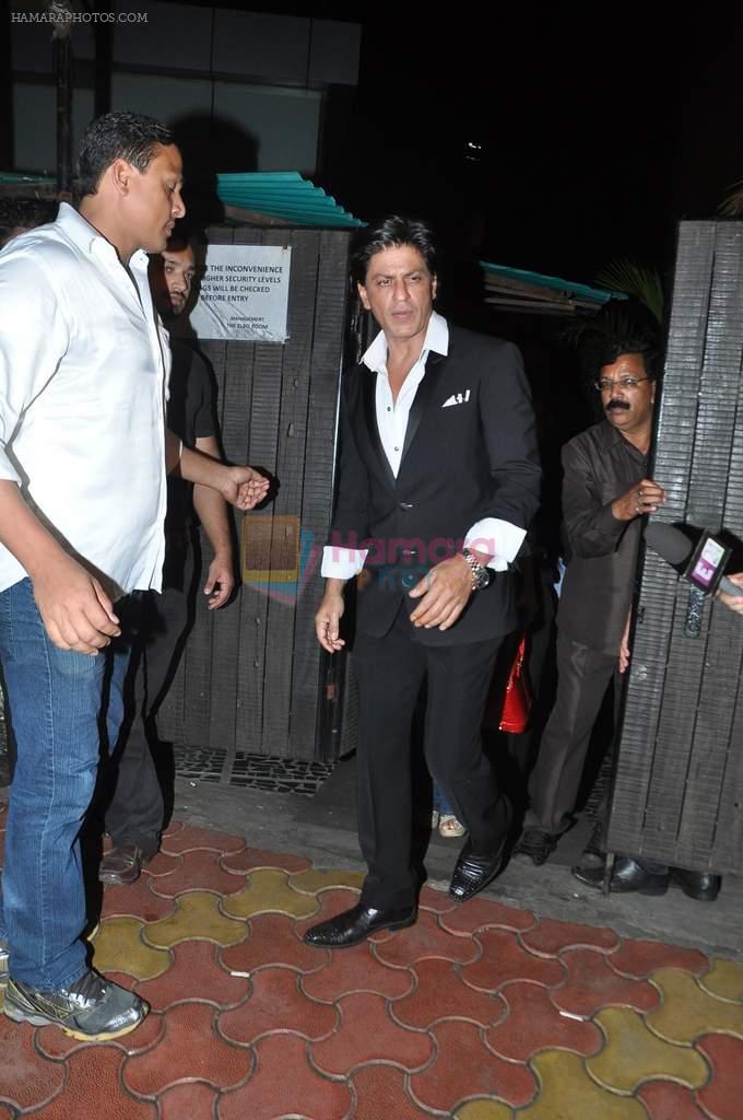 Shahrukh Khan at Chunky Pandey's Birthday Bash in Mumbai on 25th Sept 2013
