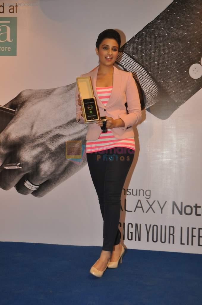 Parineeti Chopra launches Samsung Galaxy Note 3 in Croma, Mumbai on 25th Sept 2013