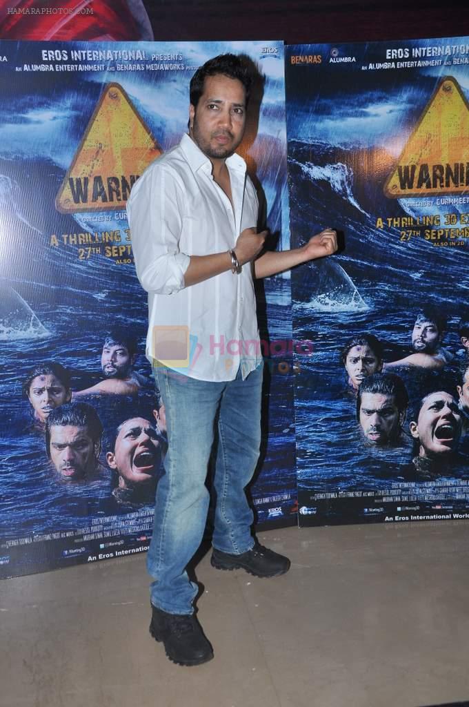 Mika Singh at Warning film premiere in PVR, Juhu, Mumbai on 26th Sept 2013
