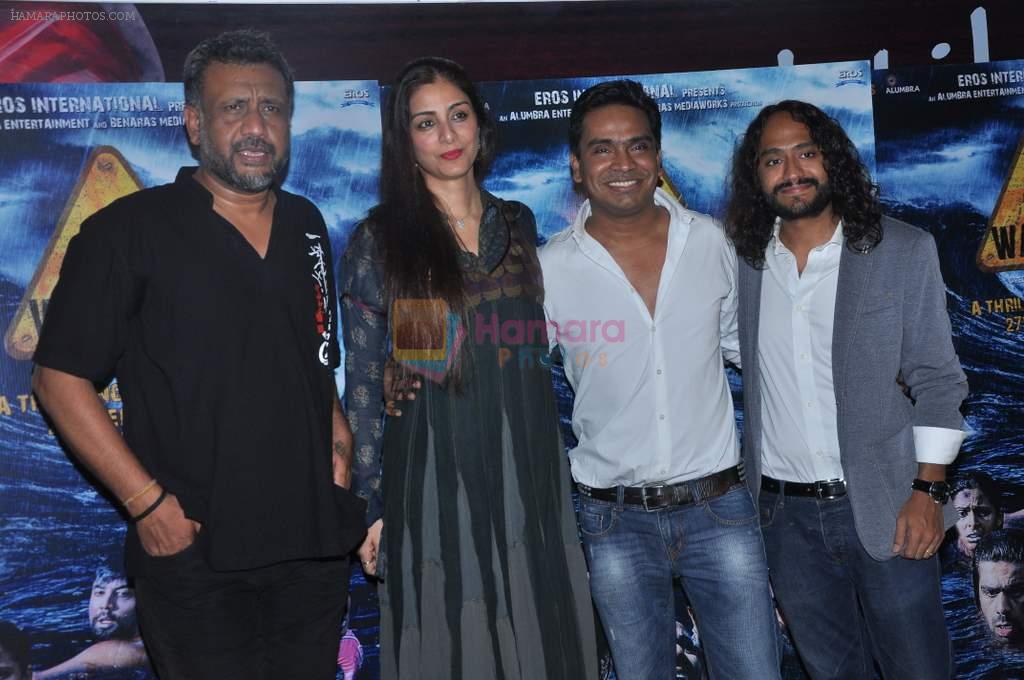 Tabu, Mushtaq Shiekh at Warning film premiere in PVR, Juhu, Mumbai on 26th Sept 2013