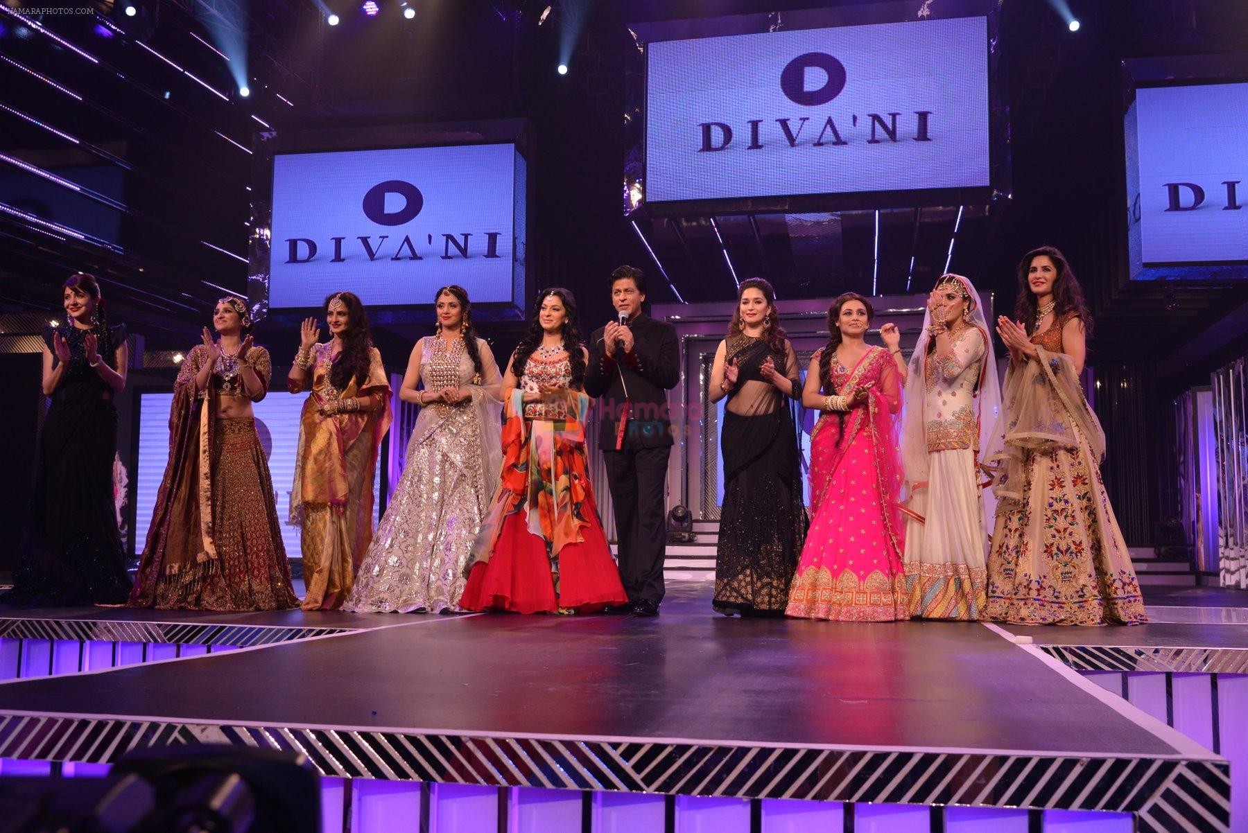 Anushka Sharma, Parineeti Chopra, Rekha, Sridevi, Juhi Chawla, Shahrukh Khan, Madhuri Dixit, Rani Mukerji, Preity Zinta, Katrina Kaif at the launch of Diva_ni in Mumbai on 27th Sept 2013