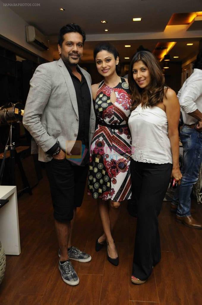 ROCKY S, SHAMITA SHETTY AND RENU CHAINANI at Renu Chaniani and Vineet Khosla's Tempesta Luxury launch in Eastern Treasure, Bandra on 1st Oct 2013 