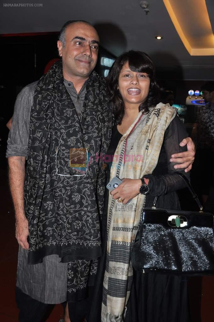 Pallavi Joshi, Rajit Kapur at the premiere of bengali Film in Cinemax, Mumbai on 9th Oct 2013