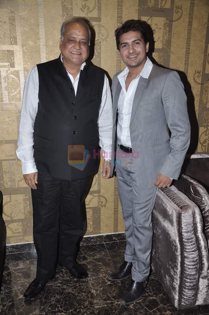 Pushkar Jog, T P Aggarwal at Music Launch of Huff Its Too Much in Bandra, Mumbai on 9th Oct 2013