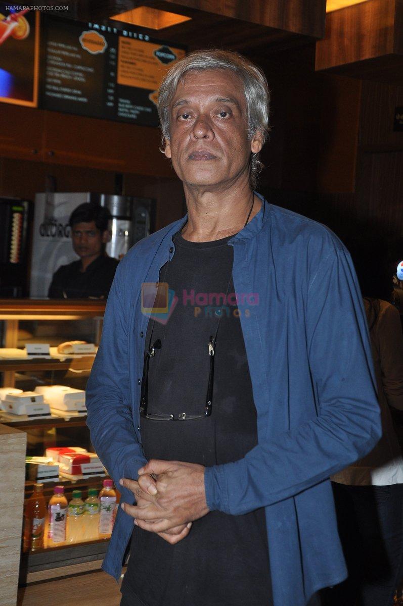 Sudhir Mishra at the Premiere of War Chhod Na Yaar in Mumbai on 10th Oct 2013