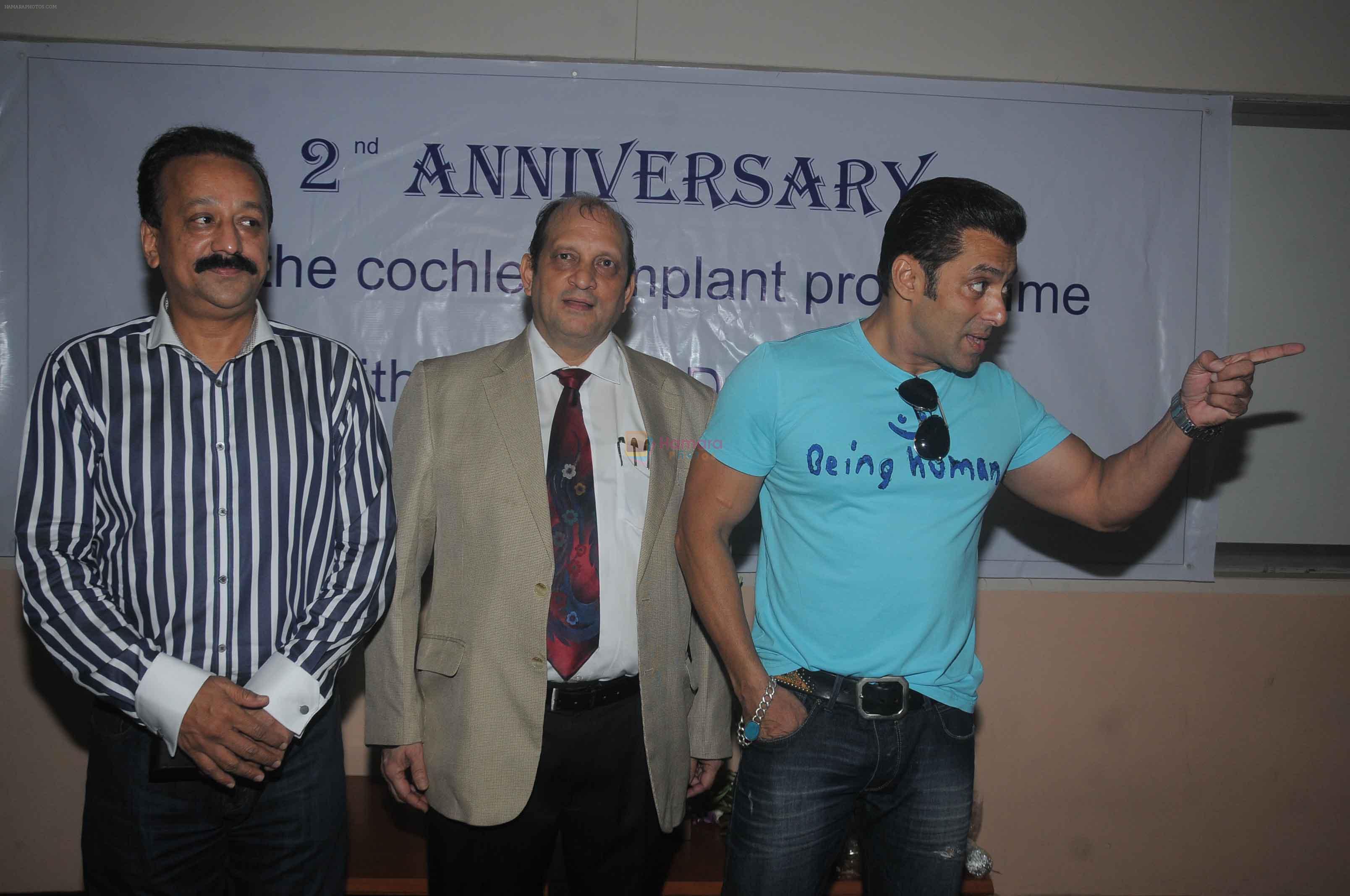 Salman Khan meets special kids at holy family hospital in Mumbai on 11th Oct 2013