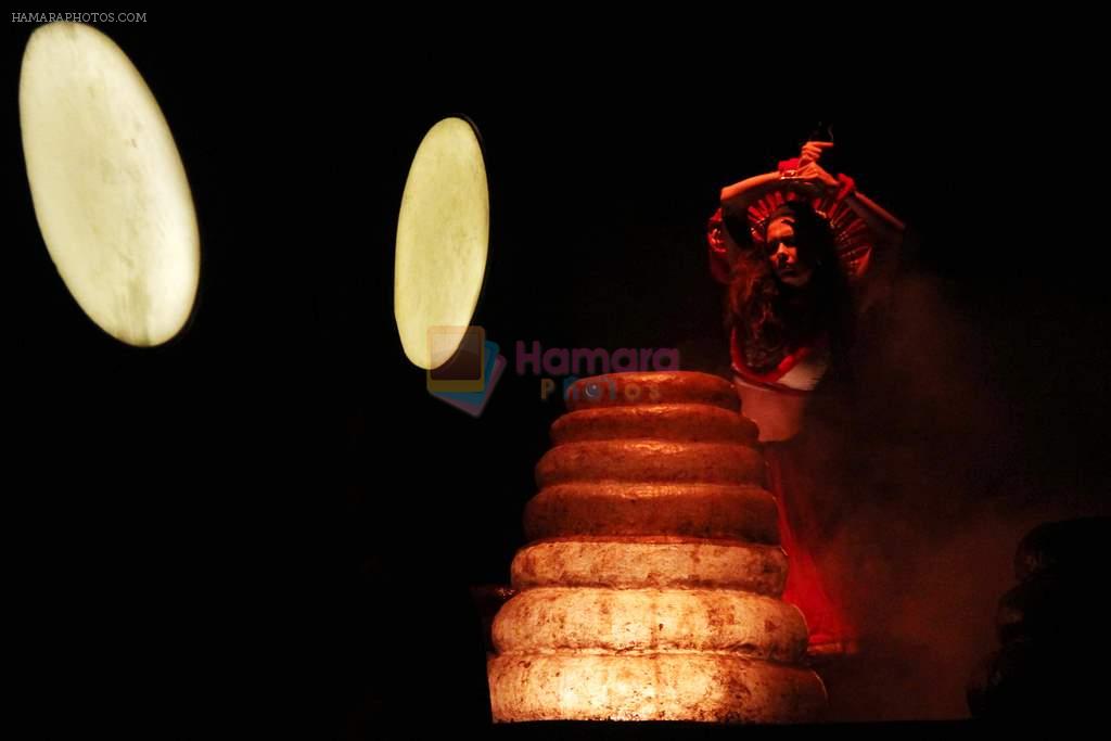 Isha Sharvani performs in Delhi on 16th Oct 2013